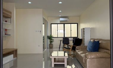 ให้เช่า 3 ห้องนอน ทาวน์เฮ้าส์ ใน พัทยาตะวันออก, พัทยา