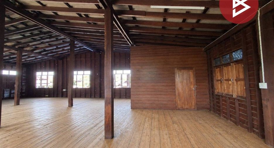Haus zum Kauf mit 2 Zimmer in Thong Saen Khan, Uttaradit