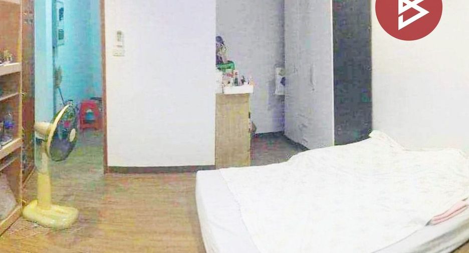 For sale 4 bedrooms townhouse in Chom Thong, Bangkok