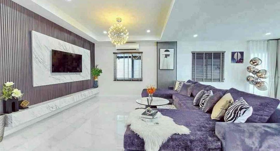 Villa en alquiler de 4 habitaciones en East Pattaya, Pattaya
