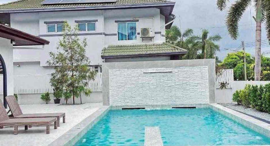 Villa en alquiler de 4 habitaciones en East Pattaya, Pattaya