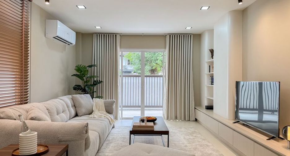 Casa en venta de 4 habitaciones en Mueang Chiang Mai, Chiang Mai