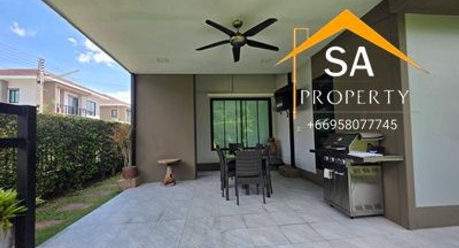 For rent 4 bedrooms villa in East Pattaya, Pattaya