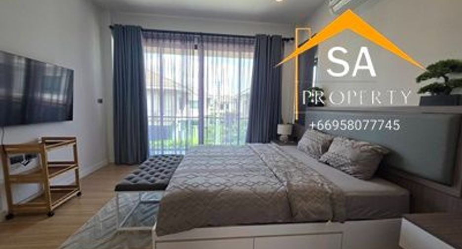 For rent 4 bedrooms villa in East Pattaya, Pattaya