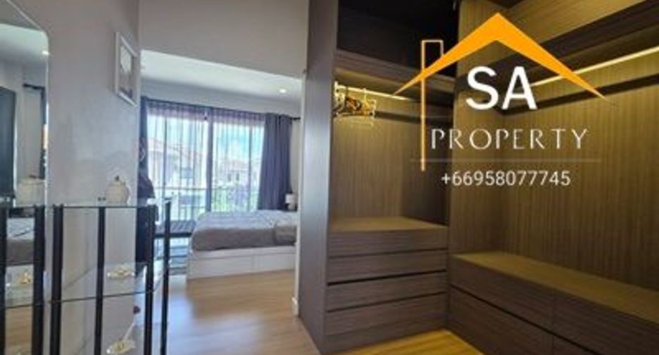 For rent 4 bedrooms villa in East Pattaya, Pattaya
