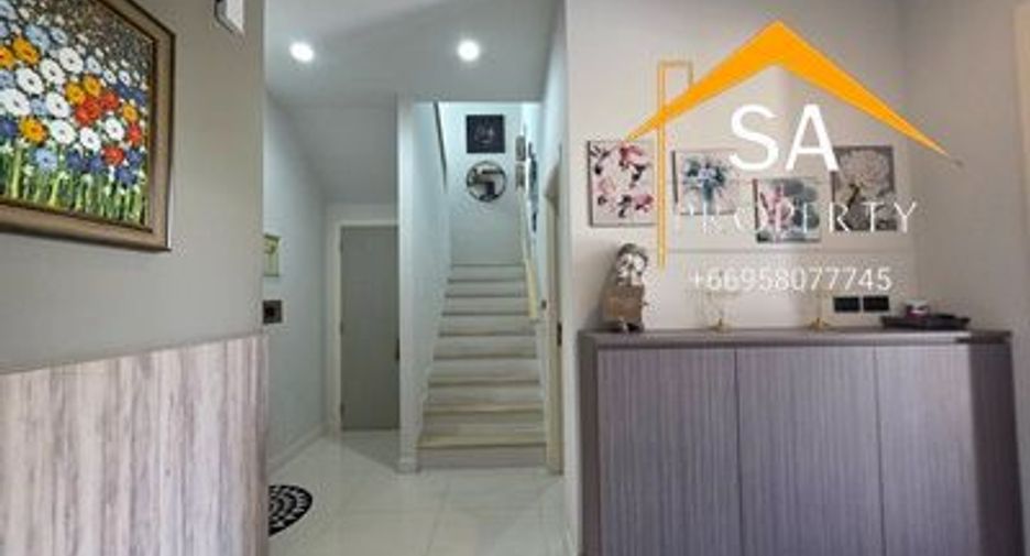 For rent 4 bedrooms villa in East Pattaya, Pattaya