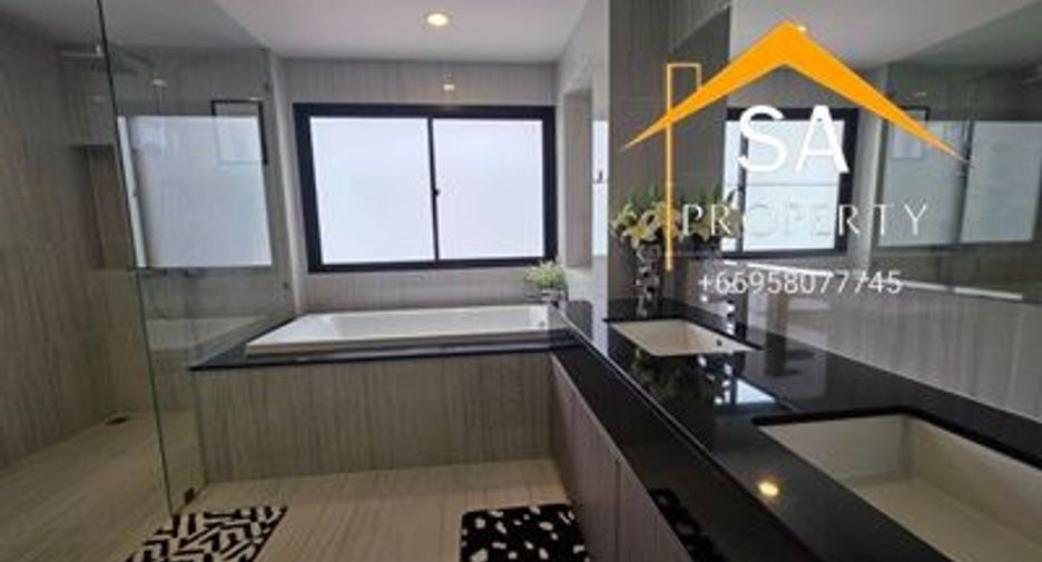 For rent 4 bedrooms villa in East Pattaya, Pattaya