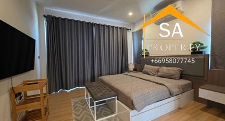 For rent 4 bedrooms villa in East Pattaya, Pattaya