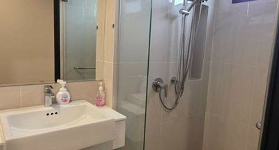 For rent 4 bedrooms villa in East Pattaya, Pattaya