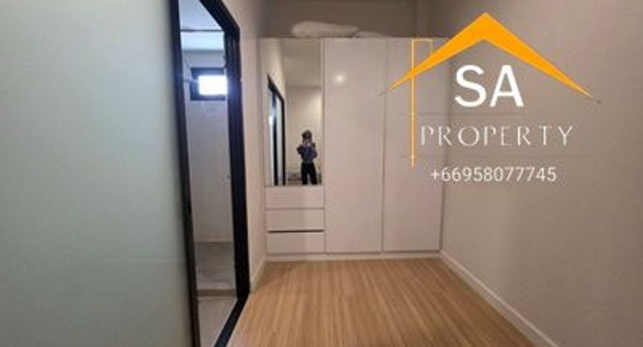 For rent 4 bedrooms villa in East Pattaya, Pattaya