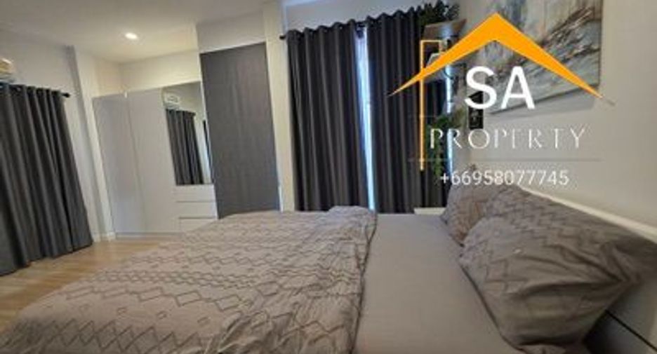 For rent 4 bedrooms villa in East Pattaya, Pattaya