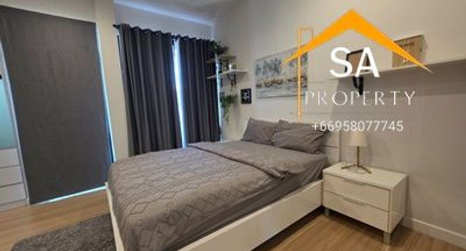 For rent 4 bedrooms villa in East Pattaya, Pattaya
