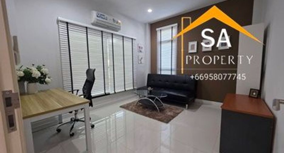For rent 4 bedrooms villa in East Pattaya, Pattaya