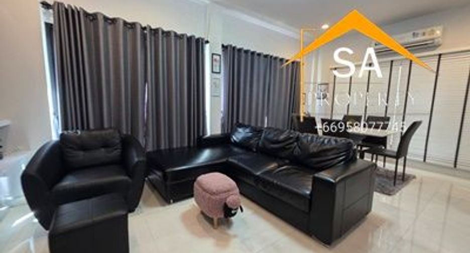 For rent 4 bedrooms villa in East Pattaya, Pattaya