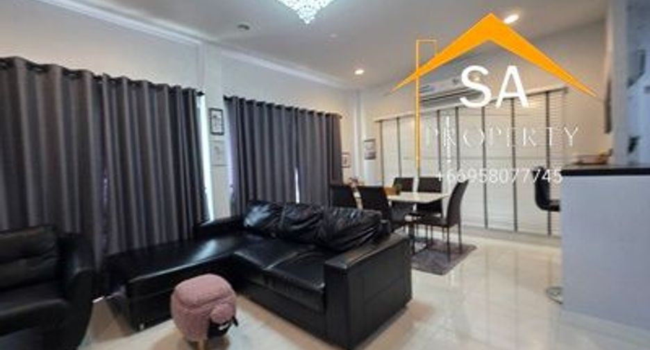 For rent 4 bedrooms villa in East Pattaya, Pattaya