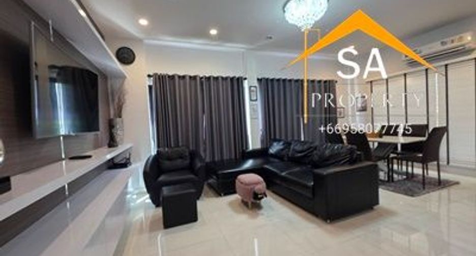 For rent 4 bedrooms villa in East Pattaya, Pattaya