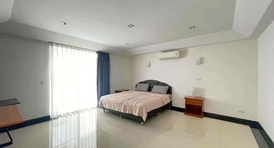 Villa en alquiler de 4 habitaciones en East Pattaya, Pattaya