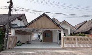 For sale 3 bedrooms house in Saraphi, Chiang Mai