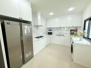 Haus zur Miete mit 3 Zimmer in Bang Lamung, Chonburi