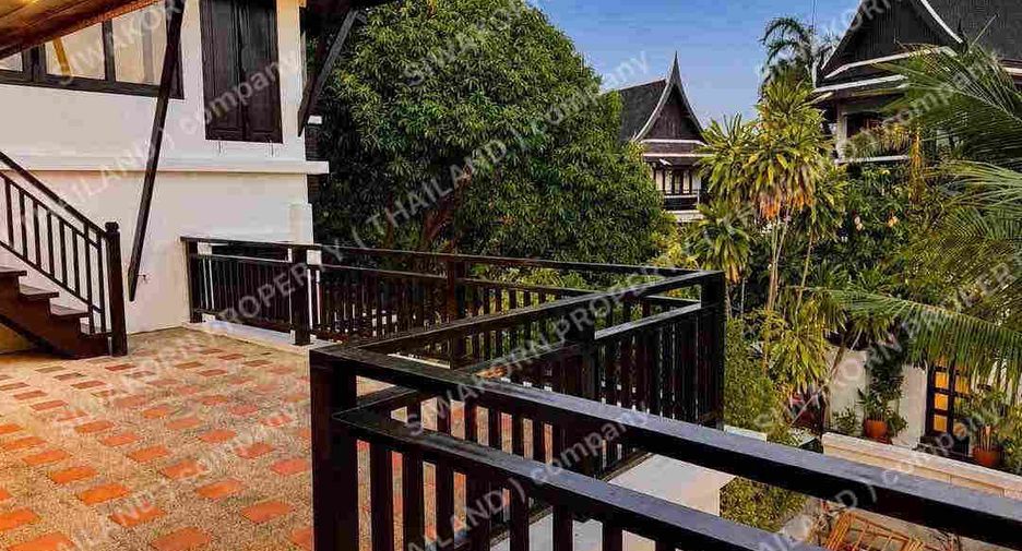 For rent 4 bedrooms villa in Jomtien, Pattaya