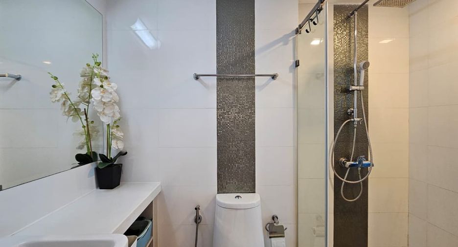 For sale 1 bed condo in Pratumnak, Pattaya