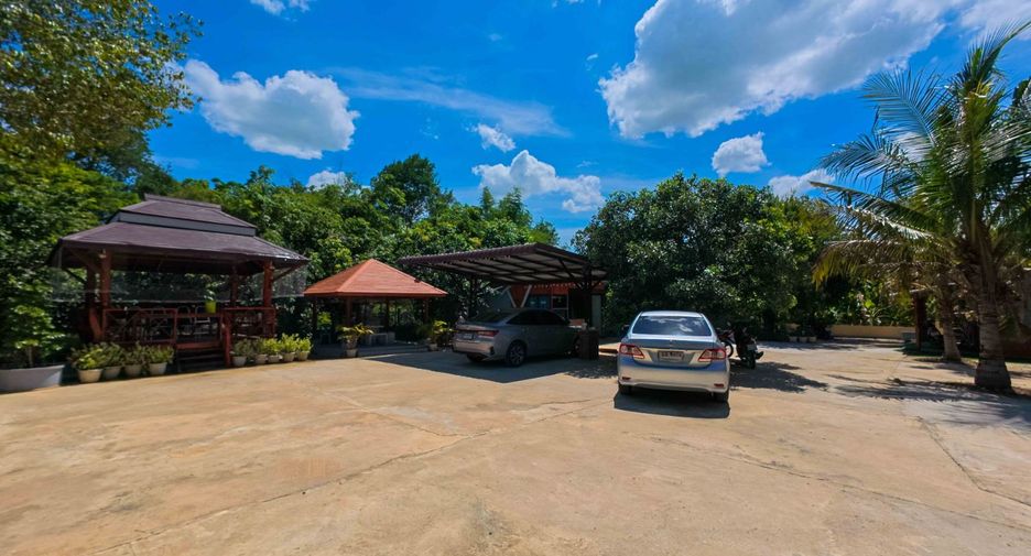 For sale land in Doem Bang Nang Buat, Suphan Buri