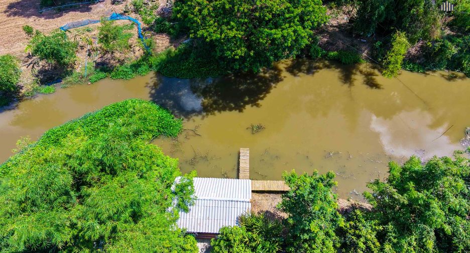 For sale land in Doem Bang Nang Buat, Suphan Buri