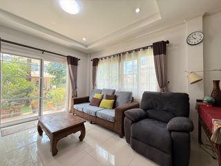 For rent 4 bedrooms house in Mueang Chiang Mai, Chiang Mai