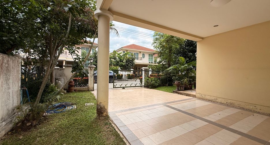 For rent 4 bedrooms house in Mueang Chiang Mai, Chiang Mai