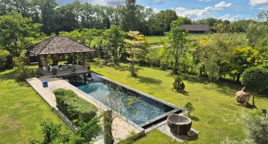 For sale 5 bedrooms house in San Sai, Chiang Mai