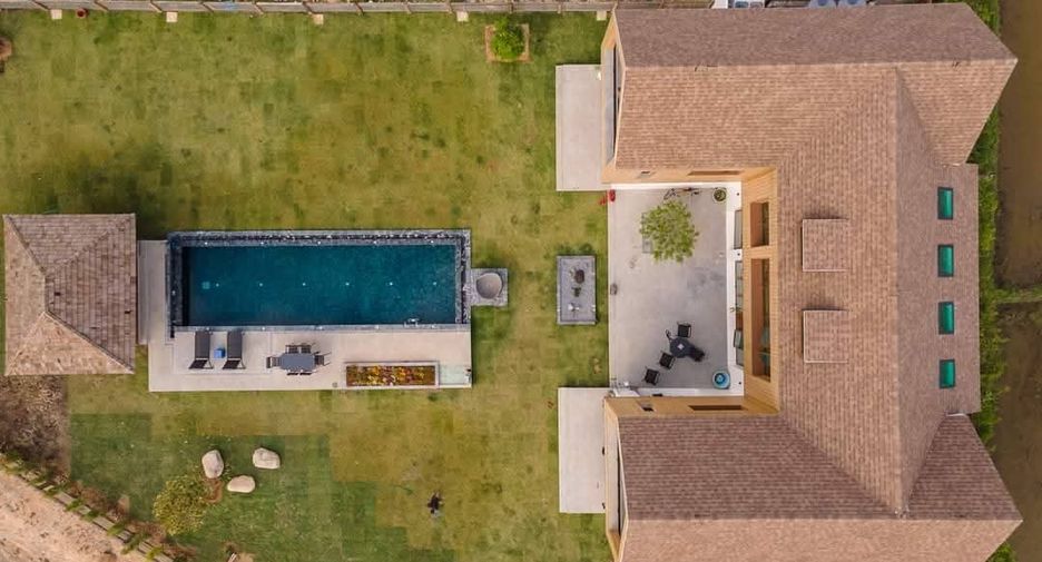 For sale 5 bedrooms house in San Sai, Chiang Mai