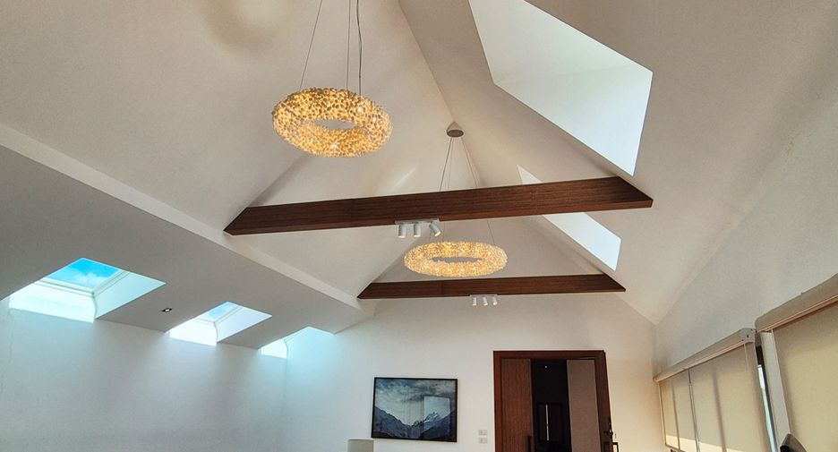 For sale 5 bedrooms house in San Sai, Chiang Mai