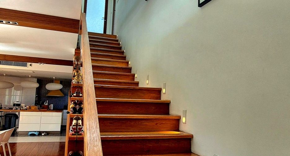 For sale 5 bedrooms house in San Sai, Chiang Mai