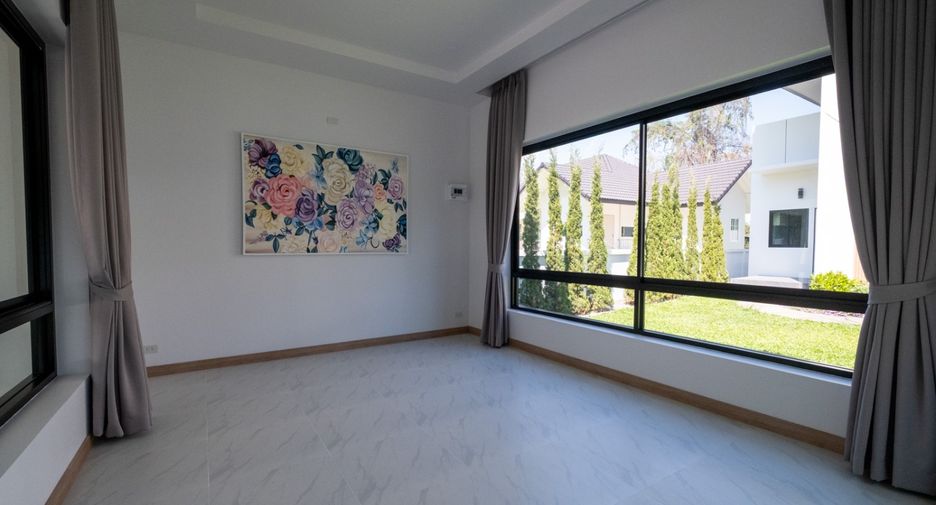 Haus zur Miete und zum Kauf mit 4 Zimmer in Mueang Chiang Mai, Chiang Mai