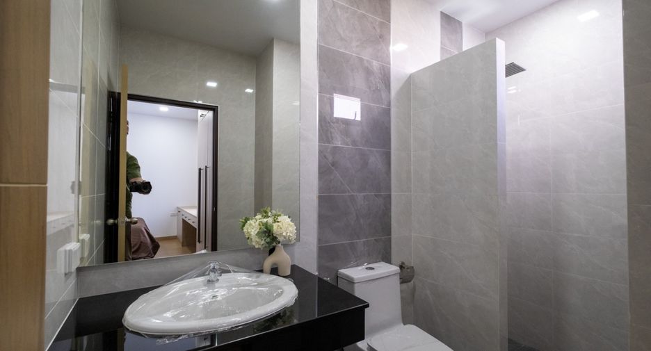 Haus zur Miete und zum Kauf mit 4 Zimmer in Mueang Chiang Mai, Chiang Mai