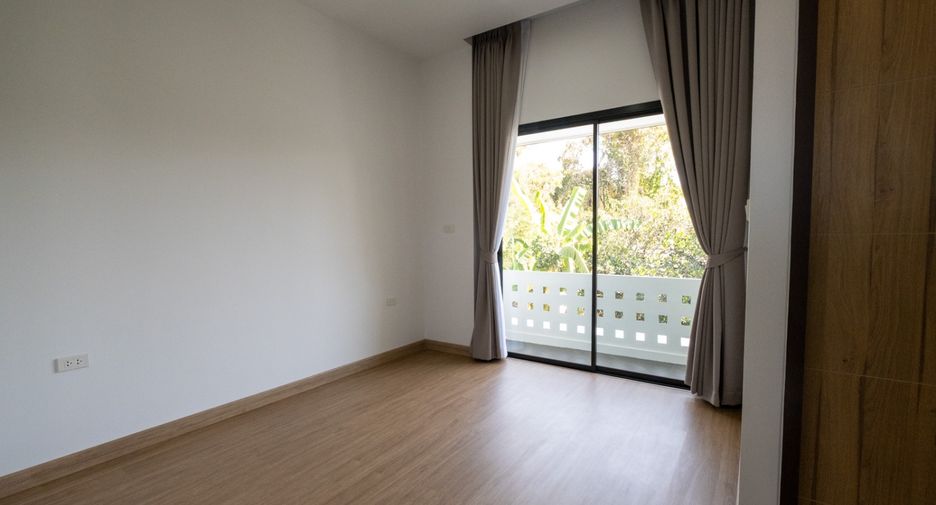 Haus zur Miete und zum Kauf mit 4 Zimmer in Mueang Chiang Mai, Chiang Mai