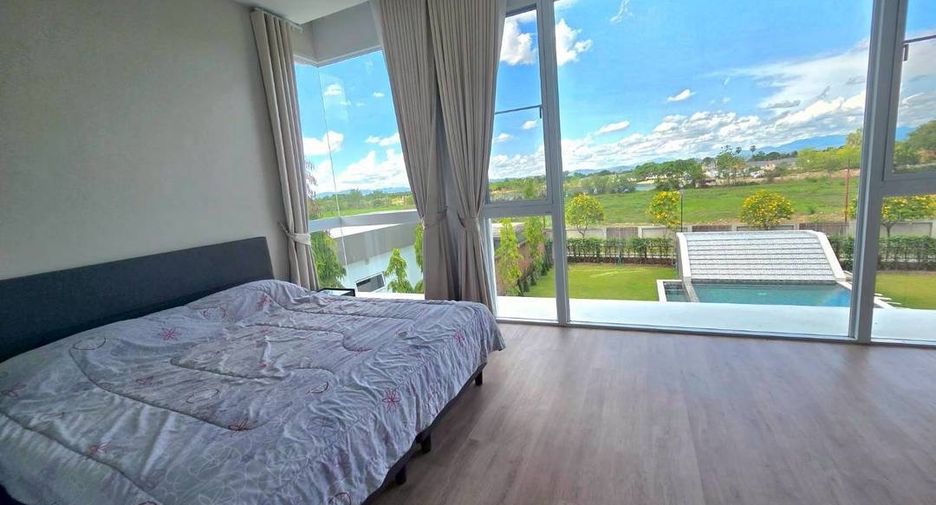 For rent 4 bedrooms house in San Kamphaeng, Chiang Mai