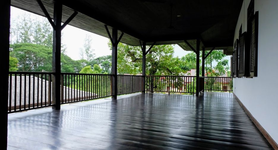 For rent and for sale 3 bedrooms house in Saraphi, Chiang Mai