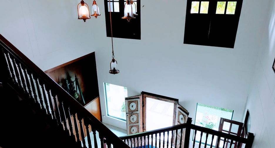 For rent and for sale 3 bedrooms house in Saraphi, Chiang Mai