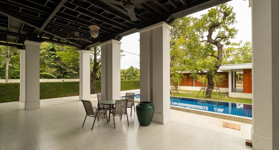 For rent and for sale 3 bedrooms house in Saraphi, Chiang Mai