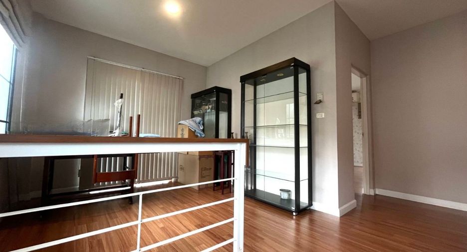 Haus zum Kauf mit 3 Zimmer in Sai Mai, Bangkok