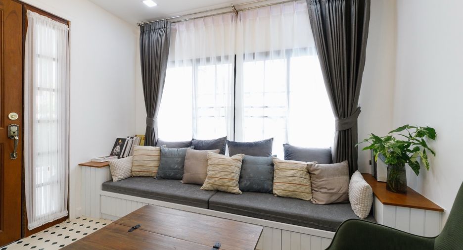 For rent and for sale 5 bedrooms house in Mueang Chiang Mai, Chiang Mai