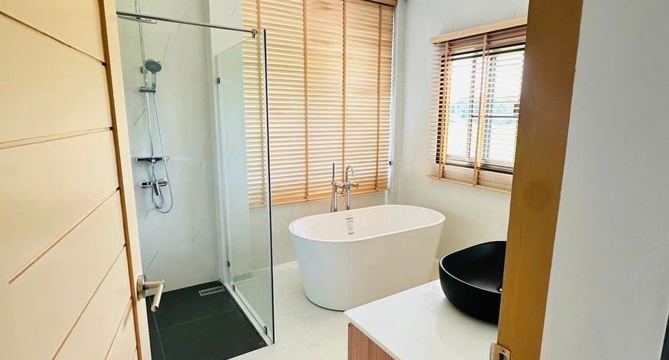 Haus zur Miete mit 4 Zimmer in Hang Dong, Chiang Mai