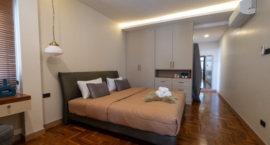 For rent and for sale 5 bedrooms house in San Sai, Chiang Mai