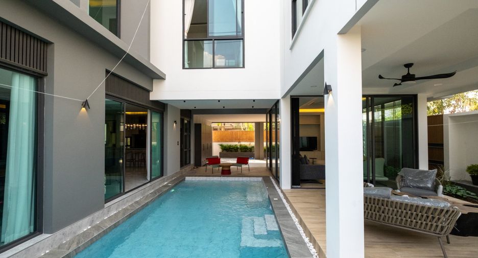For rent and for sale 5 bedrooms house in San Sai, Chiang Mai