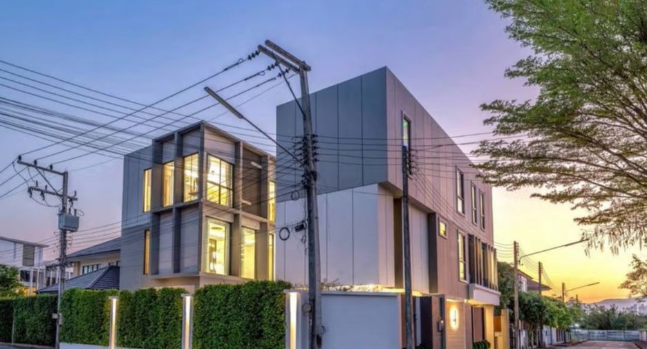 For rent and for sale 5 bedrooms house in San Sai, Chiang Mai