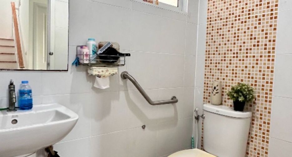 Casa en venta de 3 habitaciones en Mueang Samut Prakan, Samut Prakan