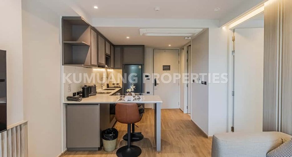 For rent 3 bedrooms condo in Mueang Chiang Mai, Chiang Mai