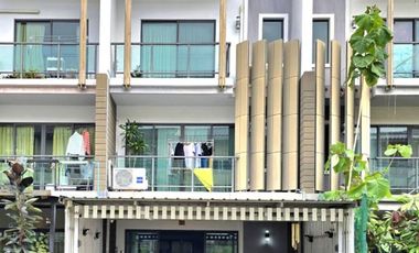 For sale 3 bedrooms townhouse in Chom Thong, Bangkok