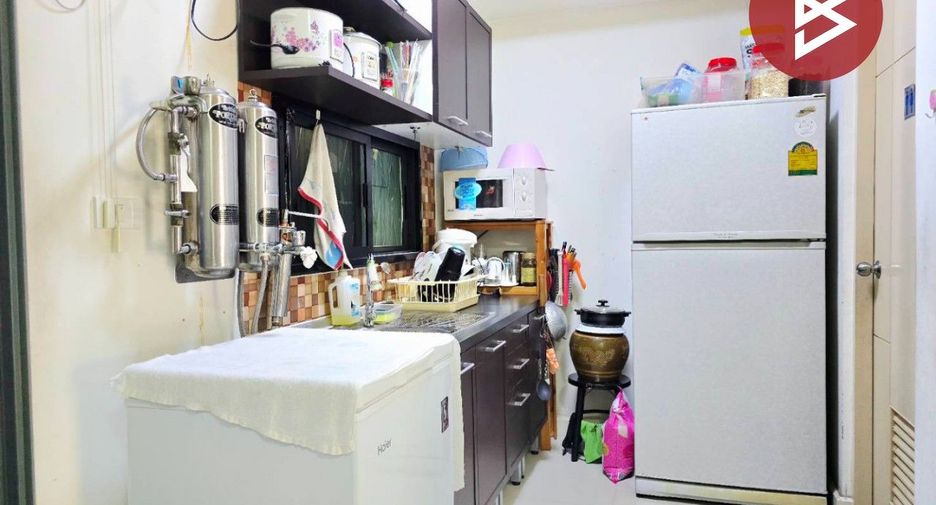 For sale 3 bedrooms townhouse in Chom Thong, Bangkok